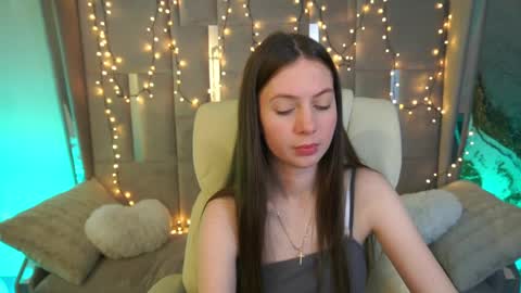 Lady Vi online show from 05/04/26, 02:02