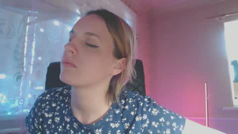 Sonya online show from 03/09/25, 05:44