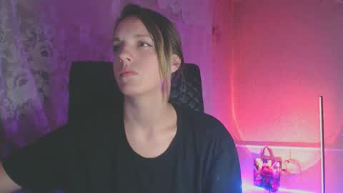 Sonya online show from 10/18/25, 06:41