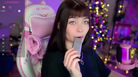 Nika online show from 12/26/24, 10:41