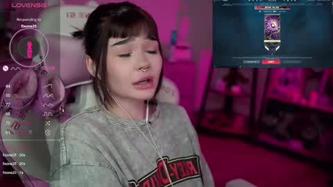 Nika online show from 02/09/25, 02:06