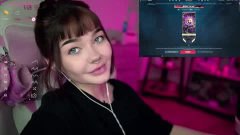 Nika online show from 02/10/25, 01:46