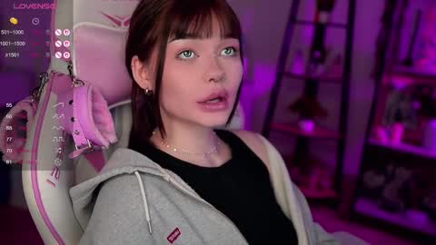 Nika online show from 02/28/25, 02:09