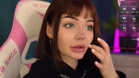 Nika online show from 10/03/25, 09:45