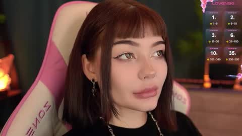 Nika online show from 11/13/25, 09:25