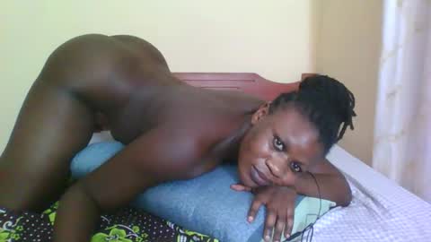 Snapshot of babyrozillah chatting on 05/20/26, 10:16 PRISCILLAH online show from 05/20/26, 10:16