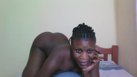Snapshot of babyrozillah chatting on 05/29/26, 07:45 PRISCILLAH online show from 05/29/26, 07:45