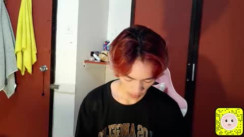Snapshot of babytwinkxxxx chatting on 04/15/26, 11:17 babytwinkxxxx online show from 04/15/26, 11:17