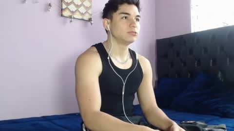 Hey Im Zayn good to see u here online show from 10/23/25, 04:50