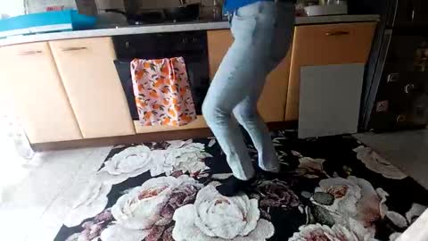 Snapshot of babyuby3 chatting on 03/15/26, 12:44 babyuby3 online show from 03/15/26, 12:44