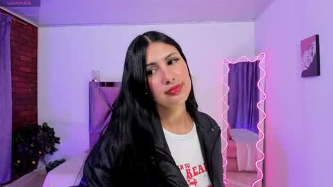  VENU  online show from 04/21/26, 03:13