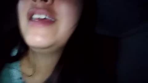Snapshot of babyymango_ chatting on 01/02/25, 11:27  Gisselle  online show from 01/02/25, 11:27