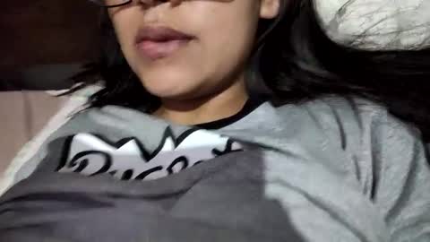 Snapshot of babyymango_ chatting on 03/03/25, 04:14  Gisselle  online show from 03/03/25, 04:14