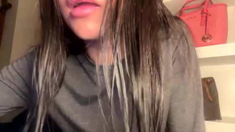 Snapshot of babyynaughty chatting on 10/18/25, 07:53 babyynaughty online show from 10/18/25, 07:53