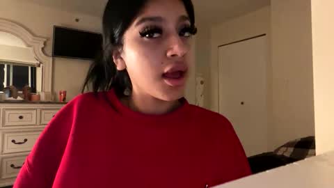 Snapshot of babyynaughty chatting on 11/11/25, 08:25 babyynaughty online show from 11/11/25, 08:25