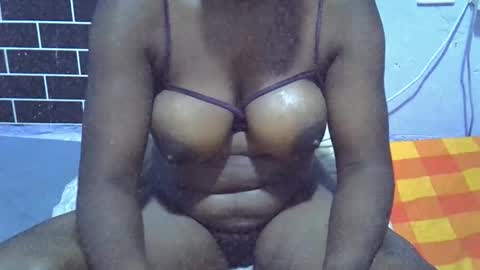 Snapshot of babyzuri chatting on 03/21/26, 08:23 Zuri online show from 03/21/26, 08:23