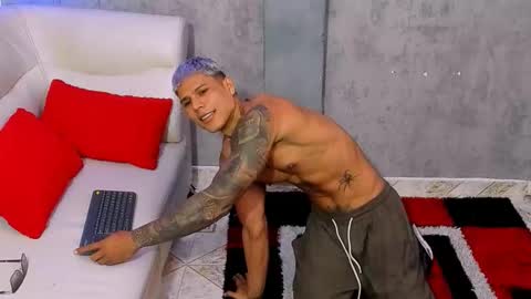 bad_boytoh online show from 12/19/25, 02:46