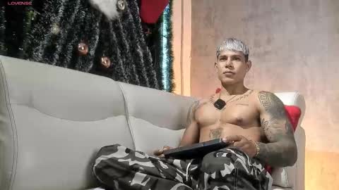 bad_boytoh online show from 01/12/26, 12:43