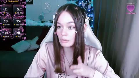 Snapshot of bad_girl009 chatting on 12/09/24, 06:03 Lin online show from 12/09/24, 06:03