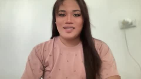 AMARA - FOLLOW ME AND THUMBS UP online show from 04/24/26, 01:41