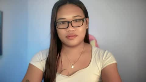 Snapshot of bad_kitty_amara chatting on 07/25/26, 12:20 AMARA - FOLLOW ME AND THUMBS UP online show from 07/25/26, 12:20