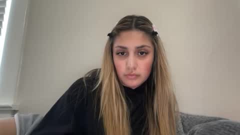 badbihdani18 online show from 06/06/26, 02:27