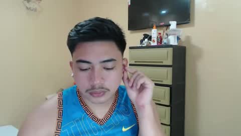 Snapshot of badboy_hanns chatting on 12/10/24, 10:05 HANNS online show from 12/10/24, 10:05