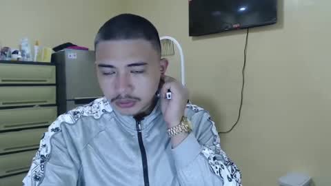 Snapshot of badboy_hanns chatting on 01/14/25, 03:11 HANNS online show from 01/14/25, 03:11