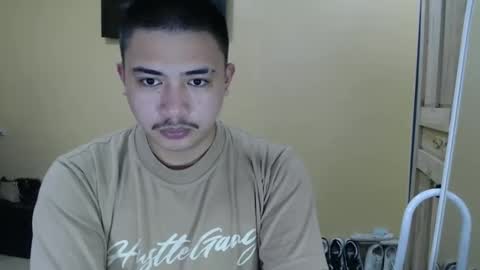 Snapshot of badboy_hanns chatting on 01/24/25, 05:31 HANNS online show from 01/24/25, 05:31