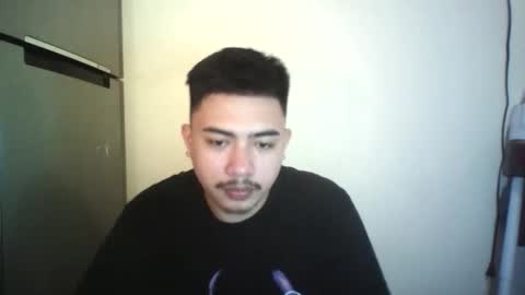 Snapshot of badboy_hanns chatting on 10/08/25, 04:59 HANNS online show from 10/08/25, 04:59