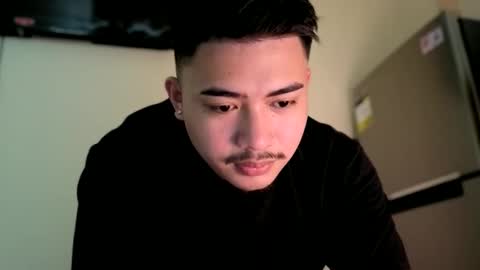 Snapshot of badboy_hanns chatting on 10/09/25, 07:28 HANNS online show from 10/09/25, 07:28