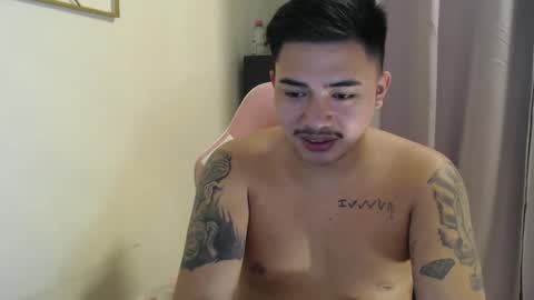 Snapshot of badboy_hanns chatting on 10/16/25, 01:12 HANNS online show from 10/16/25, 01:12