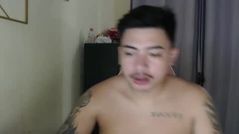 Snapshot of badboy_hanns chatting on 10/19/25, 10:05 HANNS online show from 10/19/25, 10:05