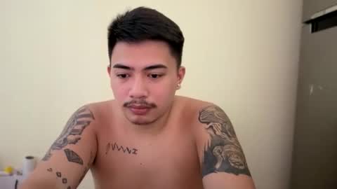 Snapshot of badboy_hanns chatting on 10/24/25, 07:05 HANNS online show from 10/24/25, 07:05