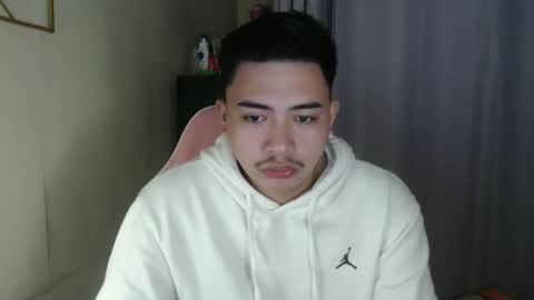 Snapshot of badboy_hanns chatting on 11/13/25, 01:10 HANNS online show from 11/13/25, 01:10