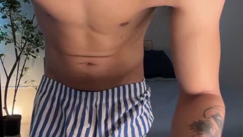 Snapshot of badboy_one chatting on 08/03/26, 01:27 jhojan online show from 08/03/26, 01:27