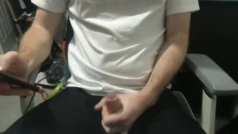 baddersguy13 online show from 01/27/25, 05:15