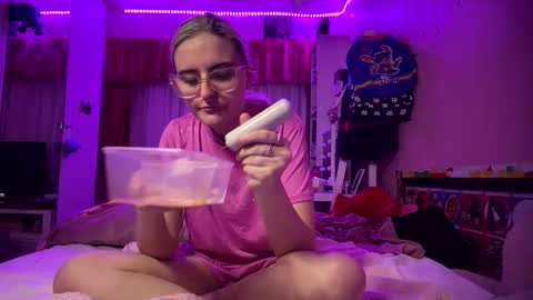 baddieprettypussy online show from 05/27/26, 01:52