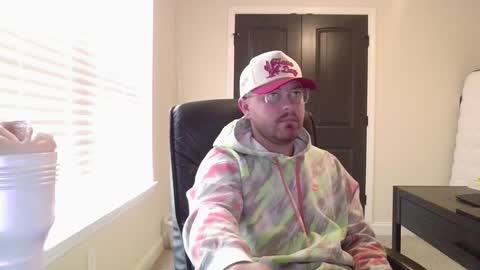 Snapshot of baddydaddy23 chatting on 09/22/25, 06:54 Jon online show from 09/22/25, 06:54