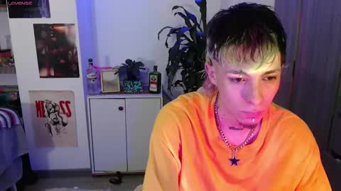 Dan  Lila  online show from 09/29/25, 10:20