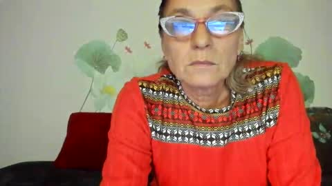 Snapshot of badgg chatting on 10/27/25, 02:21 Gina online show from 10/27/25, 02:21