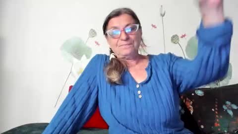 Snapshot of badgg chatting on 03/17/26, 02:20 Gina online show from 03/17/26, 02:20