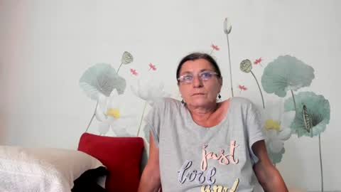 Snapshot of badgg chatting on 07/15/26, 02:11 Gina online show from 07/15/26, 02:11