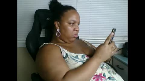 Snapshot of badgirl__brittany chatting on 09/26/25, 02:37 Badgirlbritt your favorite girl online show from 09/26/25, 02:37