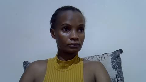 Snapshot of badgul_1 chatting on 10/12/25, 01:21 Princess Jojo online show from 10/12/25, 01:21