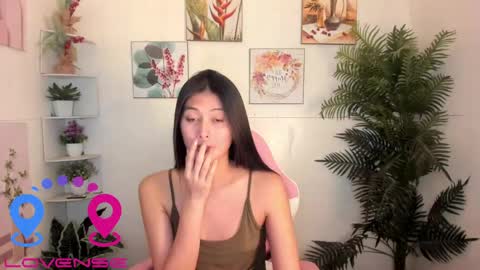 Snapshot of badjao_girl chatting on 05/25/26, 09:43 Joshaine online show from 05/25/26, 09:43