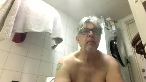 Snapshot of baggelina75 chatting on 03/26/26, 11:16 baggelina75 online show from 03/26/26, 11:16