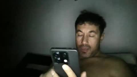 Bagio online show from 11/15/25, 09:00