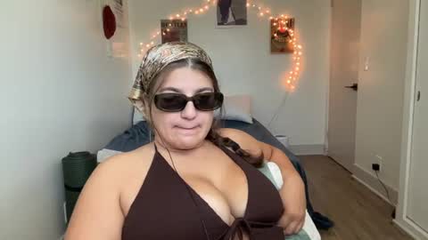 Snapshot of baileebaby chatting on 07/23/26, 08:18 BaileeBaby online show from 07/23/26, 08:18