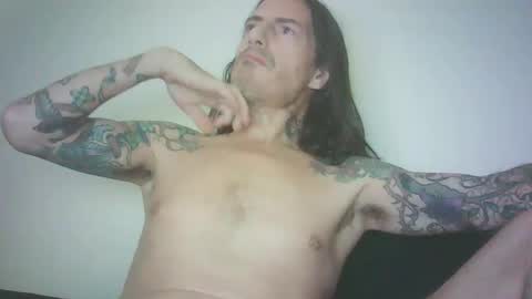 Snapshot of bailey39 chatting on 05/19/26, 04:35 Bailey online show from 05/19/26, 04:35